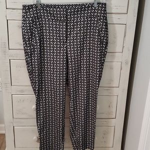 Lane Bryant black and white pattern pants